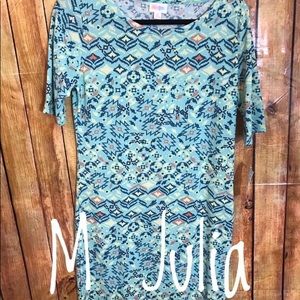 Lularoe Medium Julia Brand New